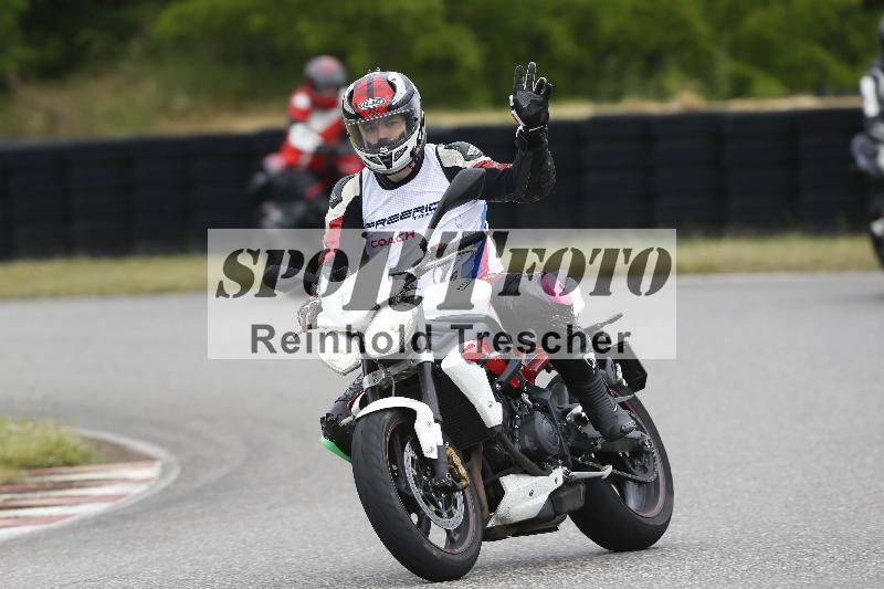 /19 26.05.2025 FREERIDE Training ADR/Gruppe B/team